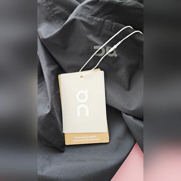 New On Running On Clouds Storm Pants Women’s Size L Black - Picture 7 of 8